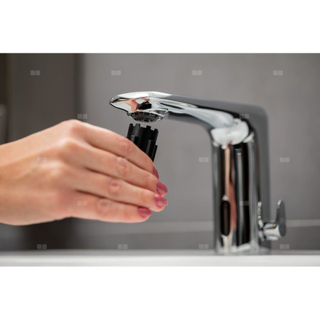 Bateria umywalkowa stojąca KFA Armatura SALTO, chrom, z regulacją temperatury, montaż blat / otwór na baterię