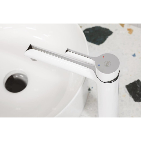 Bateria umywalkowa stojąca nablatowa KFA Armatura ANGELIT click clack, chrom, biały, montaż blat / otwór na baterię