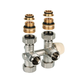 Zawór podwójny Therafix Uniwersal z zespolonym zaworem termostatycznym z wkładką SX, przyłącze grzejnika 3/4" gza., uszczelnienie płaskie plus stożek, w zestawie nypel redukcyjny na 1/2" oraz osłona ozdobna: chrom