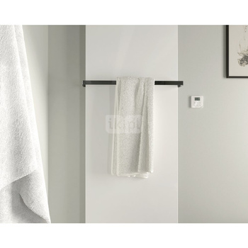 Grzejnik płytowy ZEHNDER Fina Lean Bar wym. 1300 x 700 mm, kolor biały RAL9016, moc 824 W